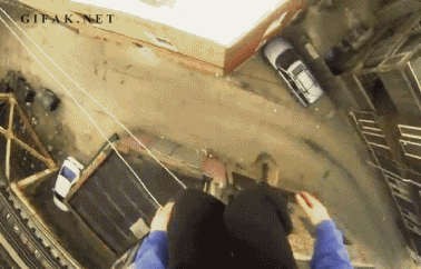 C крыши на крышу!