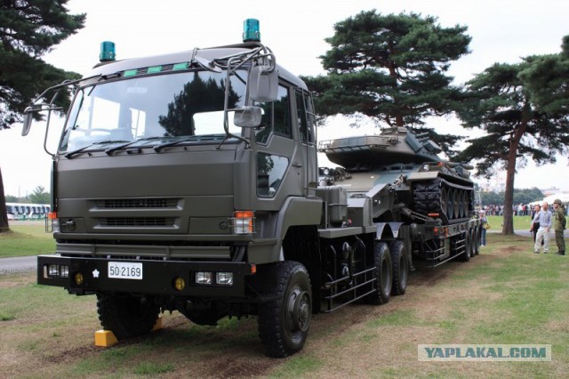Игра на ЯПе: Угадай АВТО-9