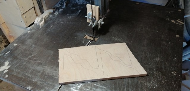 Стол для... Ну просто чтобы был