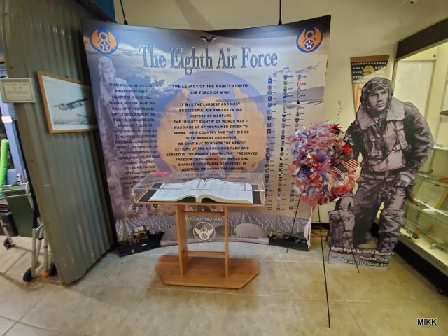 Частный музей самолетов Valiant Air Command