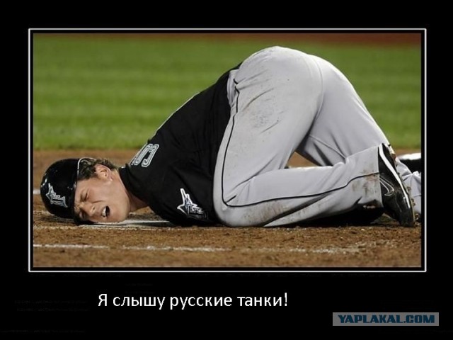 Несколько танков ЛДНР движутся по направлению к Мариуполю