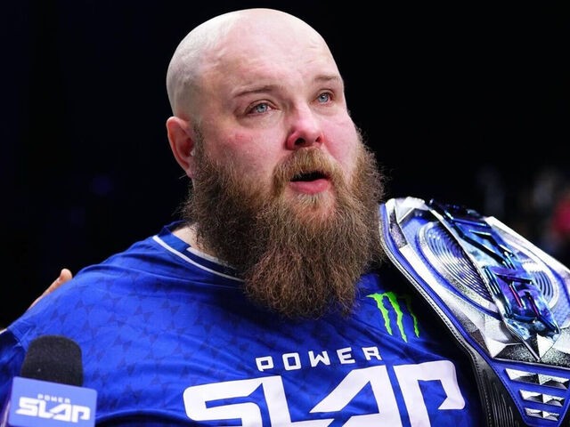 Чемпиону мира по пощёчинам Васе Пельменю заблокировали счета в России — из-за долга перед ФНС