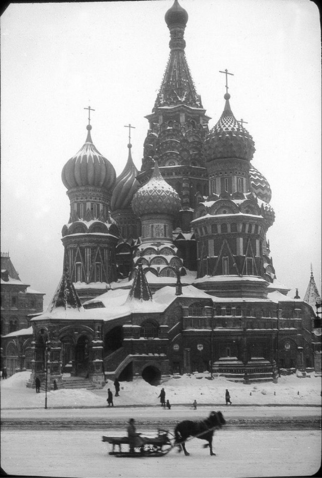 Москва и москвичи. Двадцатый век. 28.03.25