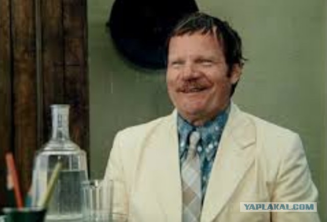 С экс-губернатором Евгением Куйвашевым проводятся следственные действия