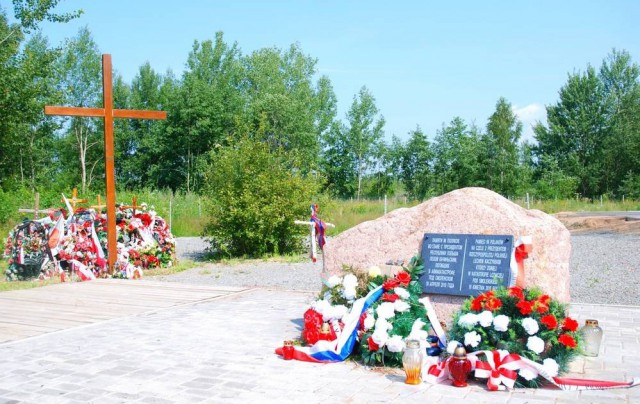 Российские ветераны хотят снести мемориал на месте авиакатастрофы, в которой погиб польский президент