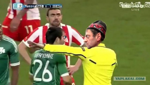 Фотожаба: Приставы и страховщики.