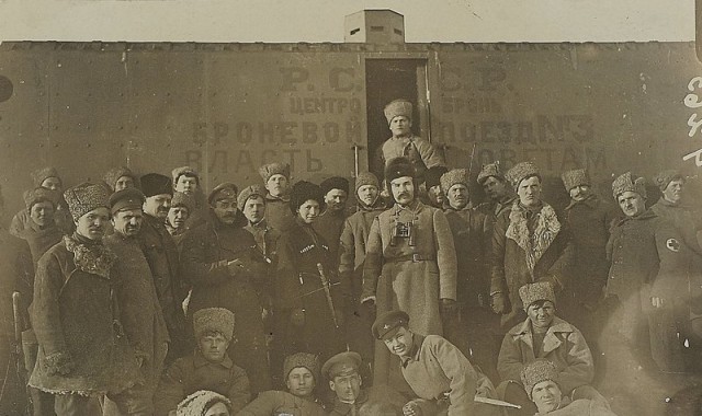 «Офицер» – бронепоезд, набитый поваренной солью