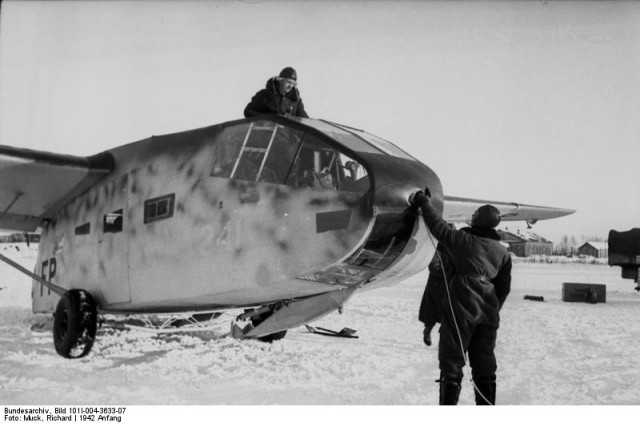 1942 год в 60 фотографиях