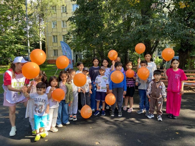 Стройка для своих, или щедрый подарок Сергея Собянина
