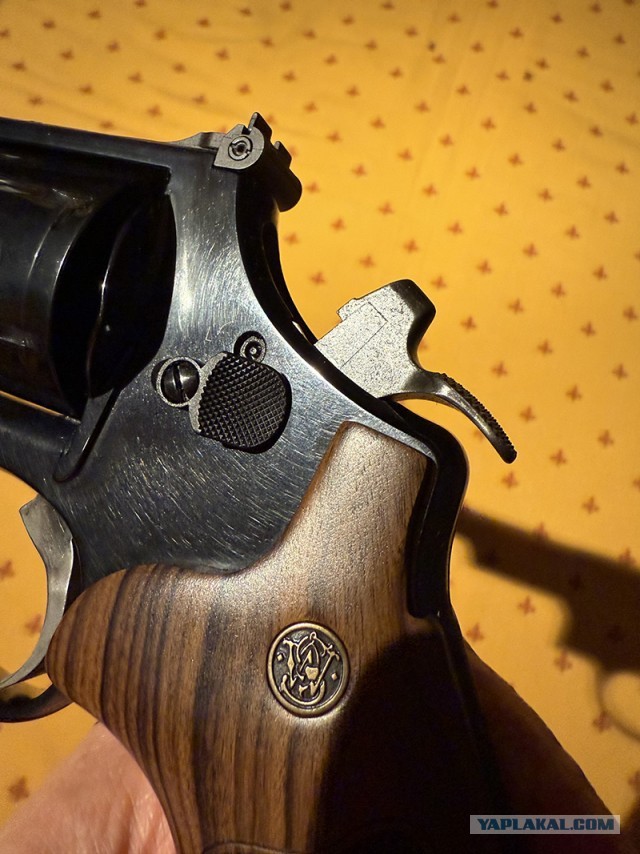 Черная Пятница и Smith & Wesson Model 29-2