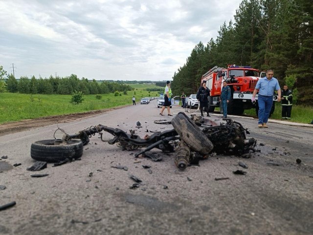 И ехал то сам, свободная полоса