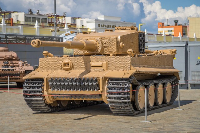 Крупнейший технический музей России в провинциальном городке. Часть 3. Военная техника