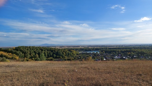 Село Сростки Алтайский край, гора Пикет - любимое место отдыха Василия Макаровича Шукшина