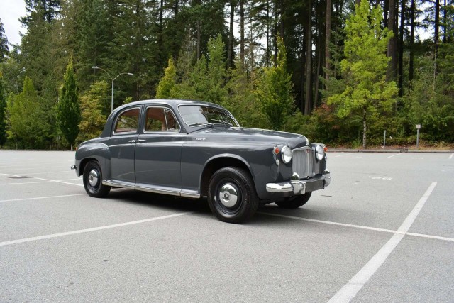 Willys Jeepster. Забавного автомобиля пост