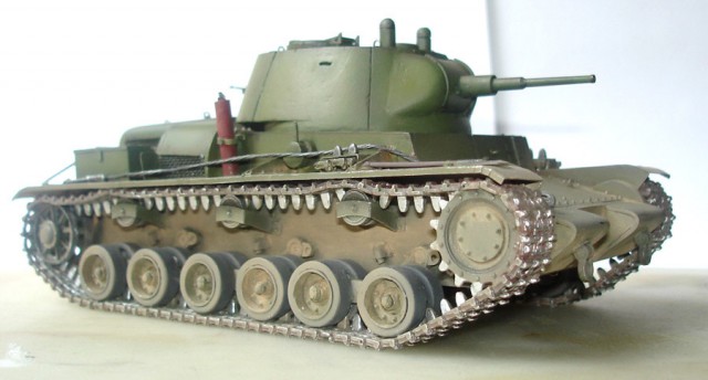 «Парадный мамонт Сталина»: в Верхней Пышме восстановили танк Т-35