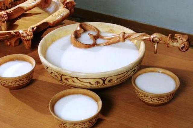 Монгольское бухло из молока