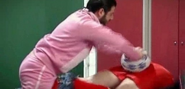 Отличная комбинация с защитниками соперника