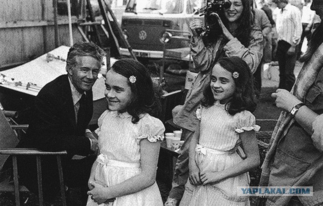 17 фото, сделанных за кулисами легендарных фильмов, и здесь есть всё, от спецэффектов до чумового грима