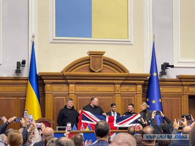 Британия первой из G7 подписала договор о гарантиях безопасности Украине