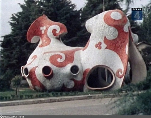 Остановки автобусные СССР. Искусство былое.