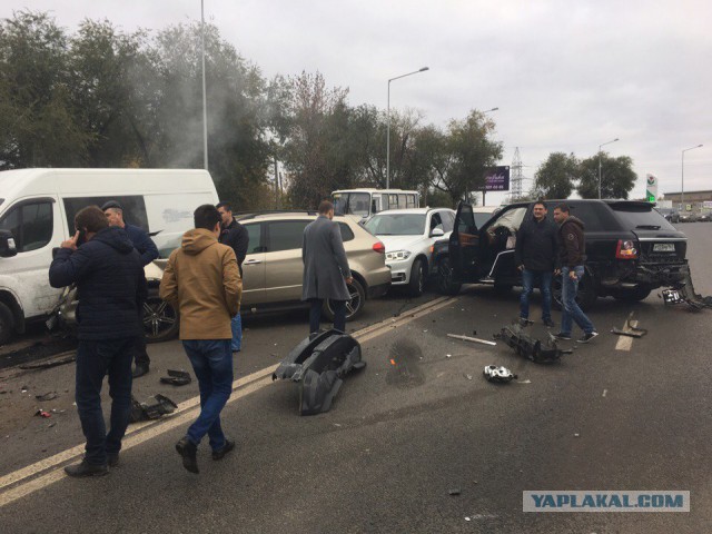 Авария в Самаре - столкнулись 12 автомобилей