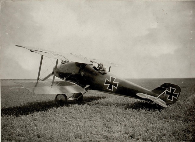 XX век в черно-белой фотографии. Авиация