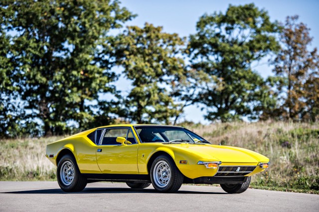 Alfa Romeo Montreal. "Ferrari для бедных". Красивых автофото пост