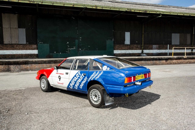 Group B. Красивых автофото пост