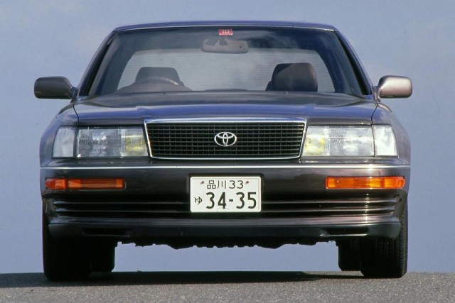 Крушение немецких авторитетов: как Lexus LS 400 покорил рынок США