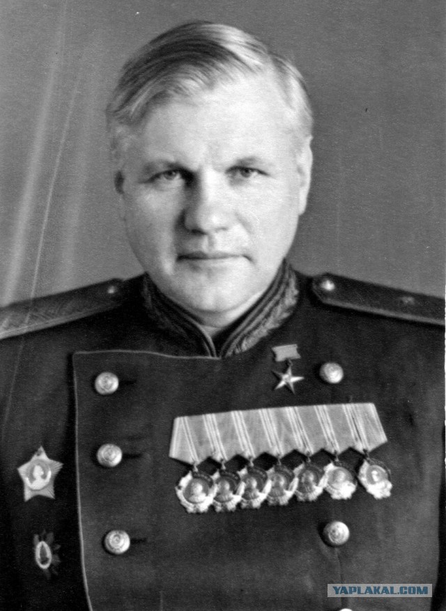 Юрий Максарёв - директор, генерал