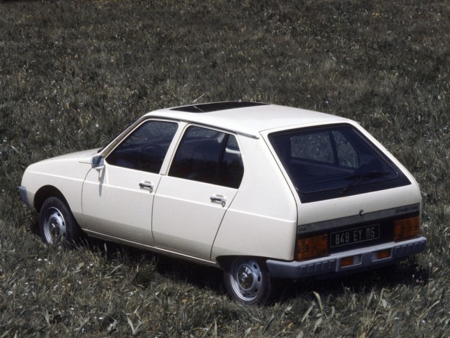 Игра на ЯПе: Угадай АВТО-9