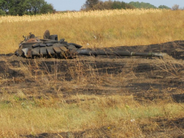 Бронетанковый апокалипсис. Подбитые танки вооружённых сил Новороссии