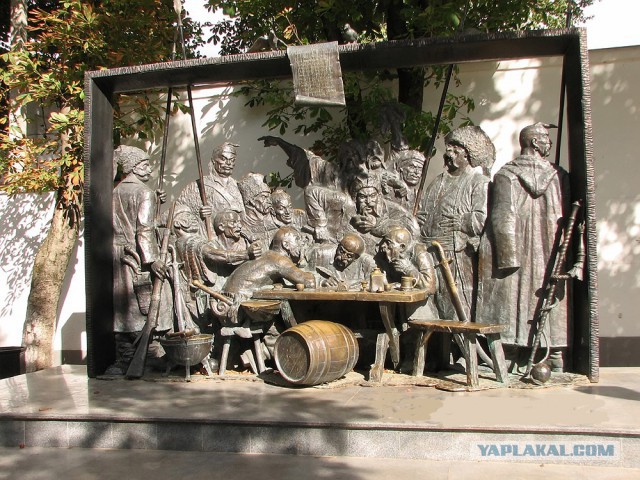 Интересные памятники вашего города