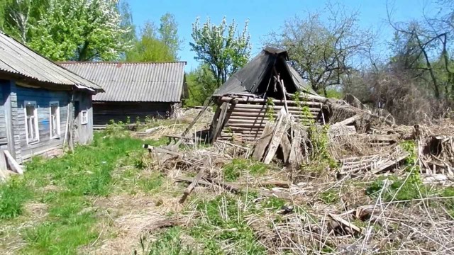 Здания занесенные грунтом