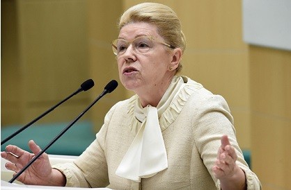 СК начал проверку по факту публикаций о наличии двойного гражданства у Мизулиной