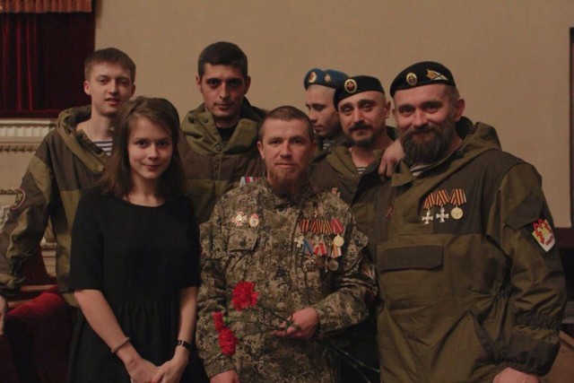 Глава ДНР Захарченко наградил Моторолу и Гиви