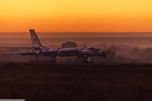 Авиабаза Энгельс — Ту95МС и Ту-160