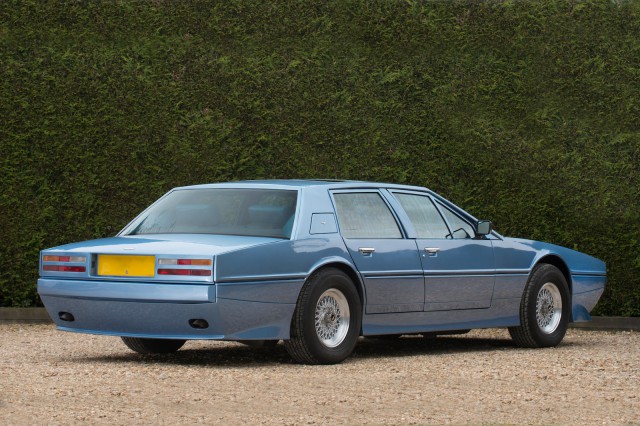 Aston Martin Lagonda