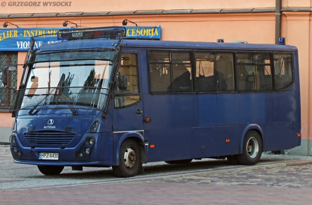 Игра на ЯПе: Угадай АВТО-5