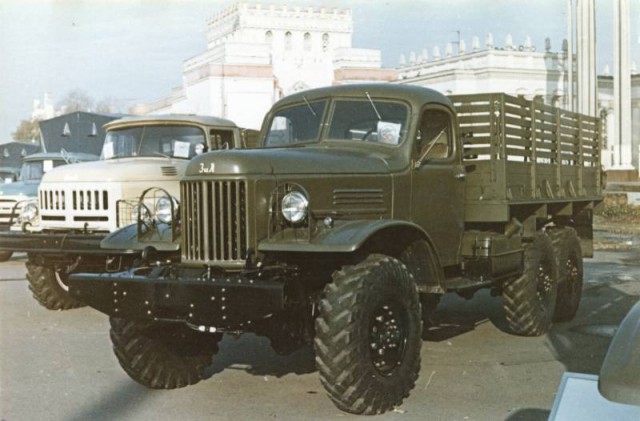 ЗИЛ-157: «автомат Калашникова» среди армейских грузовиков