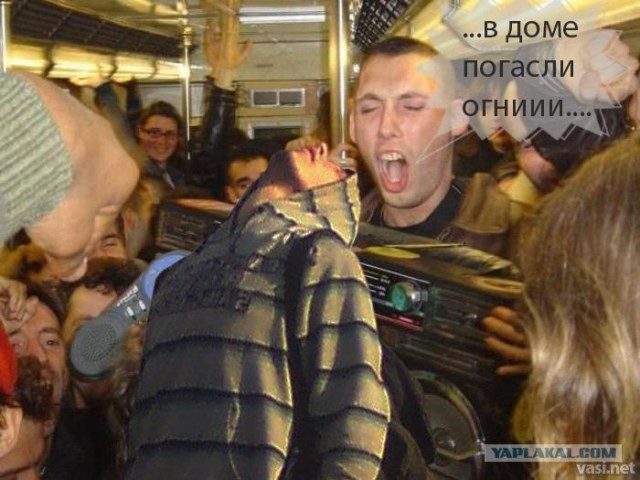 Как можно так спать?