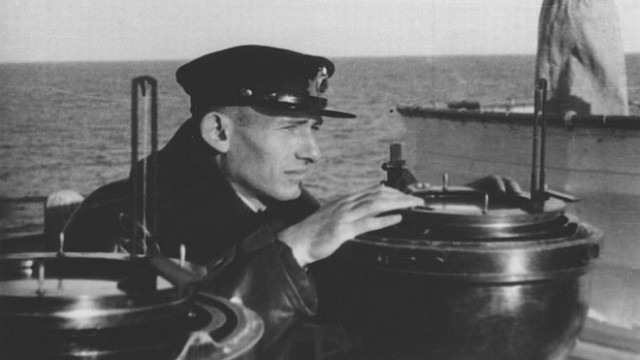 Еврей, ставший легендой советского флота. Как он топил немцев и почему погиб от английских бомб