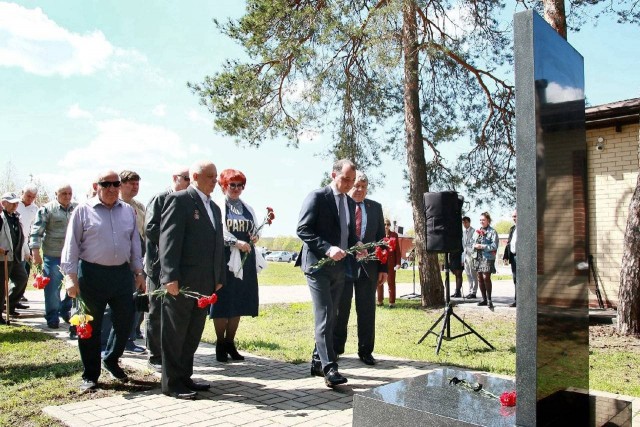 Партия полным ходом