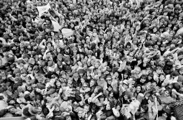 Дэнис О'Риган: великие музыканты на сцене и в жизни в объективе культового рок-фотографа