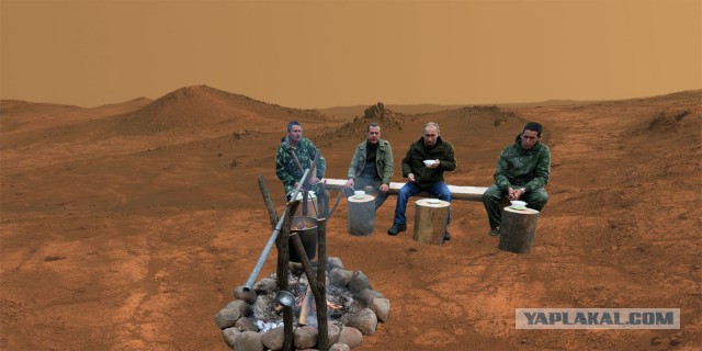 Получены первые цветные фото марсианских скал с зонда Curiosity.
