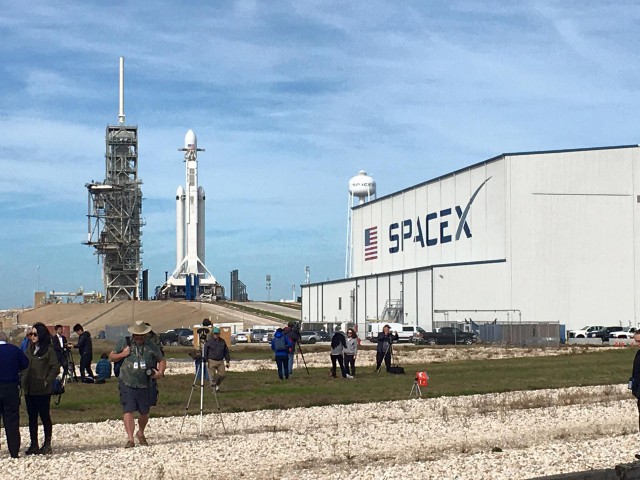Запуск Falcon Heavy к Марсу от SpaceX