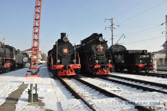 «Мы мирные люди, но наш бронепоезд стоит на запасном пути»