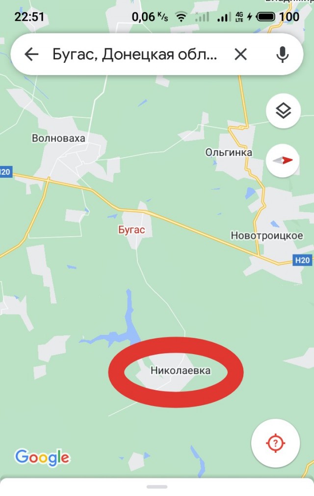Бойцы ДНР водружают флаги в Николаевке