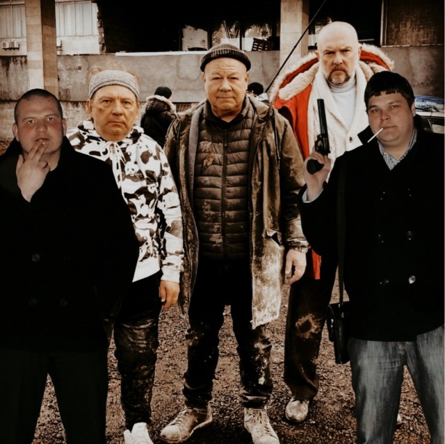 Фотожаба: Мамкины бандиты