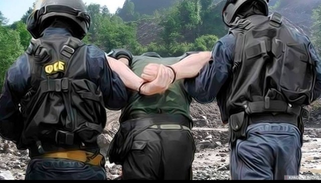 Ксения Шойгу открывает Военно-морской салон в Кронштадте.